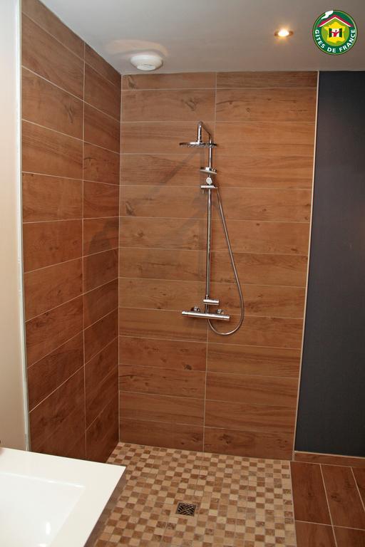 Le Clos Du Miroir Courset Δωμάτιο φωτογραφία